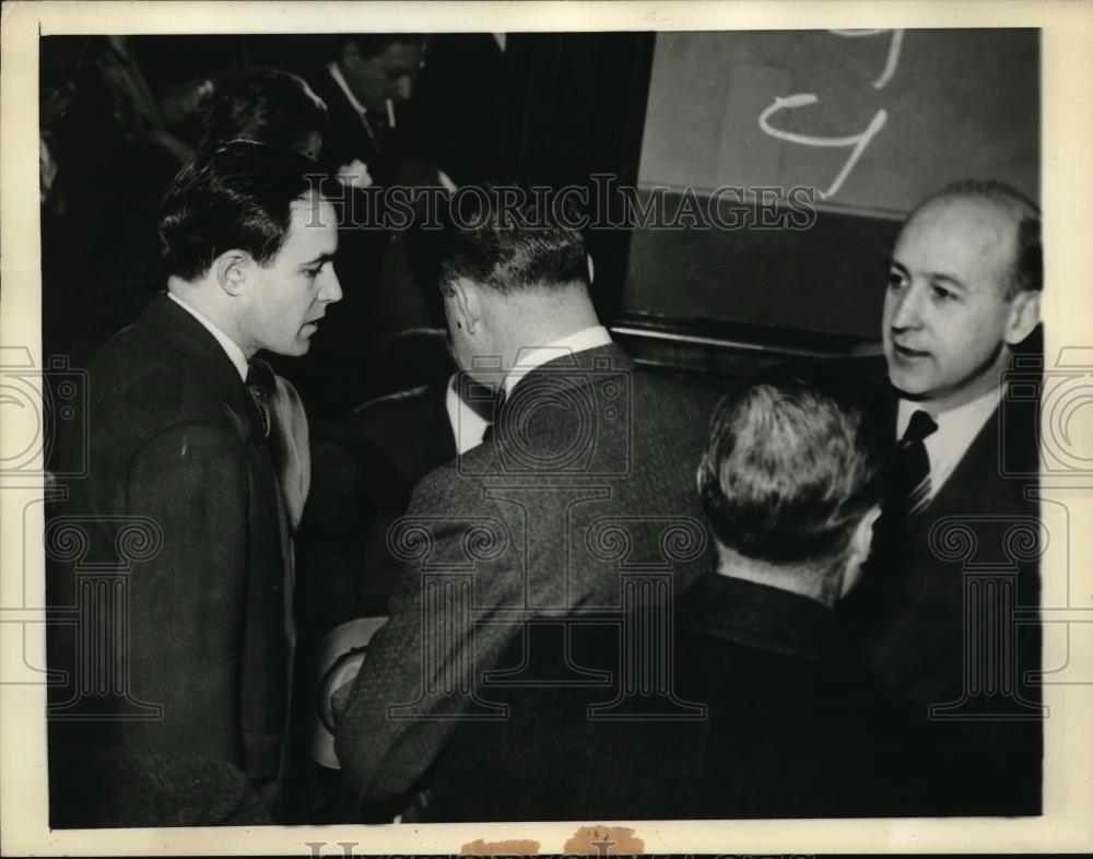 1937 Press Photo Strike Closes 37 Stores US Atty J Howard McGrath counsel dept - Historic Images