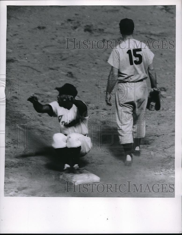 1955 Press Photo Indians Smith vs Joe Callen in baseball - Historic Images