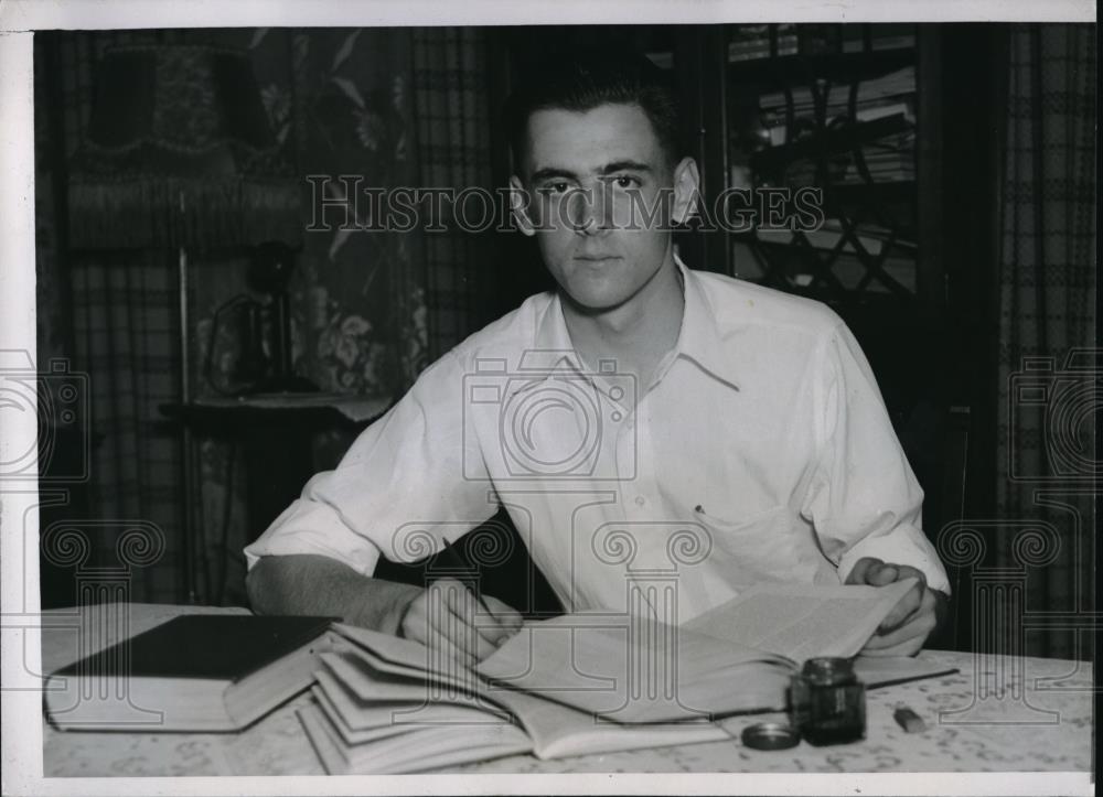 1937 Press Photo Leslie Muelle baseball boy wonder of St.Louis Browns. - Historic Images