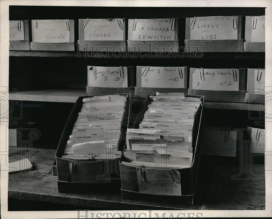 1939 Press Photo Files full of Recipes in Los Angeles office - Historic Images