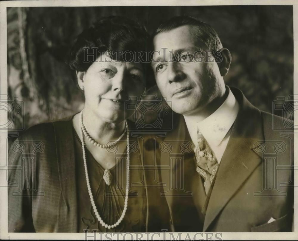 Press Photo Mr and Mrs John Smuts from South Africa. - Historic Images