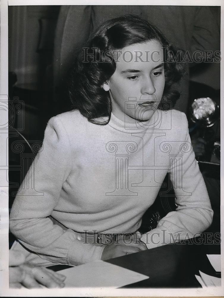 1947 Press Photo Emery Tito Testifies About Edward McNulty Shooting Her - Historic Images