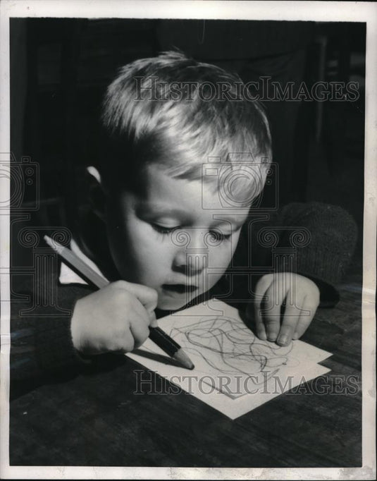 1951 Press Photo 3-year-old Johnny Stoecker making a Christmas Card for his - Historic Images