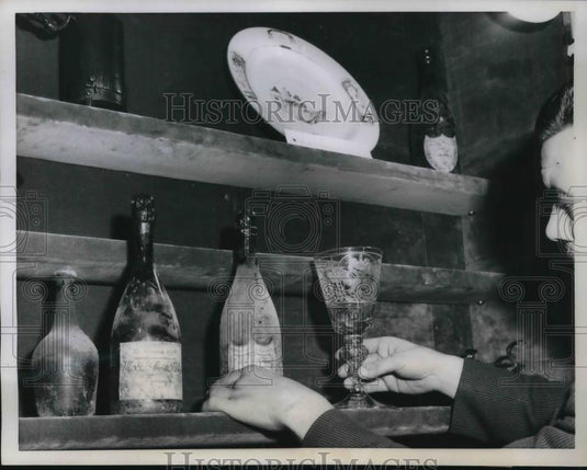 1958 Press Photo Gourmets Museum at Tour D'Argent - Historic Images