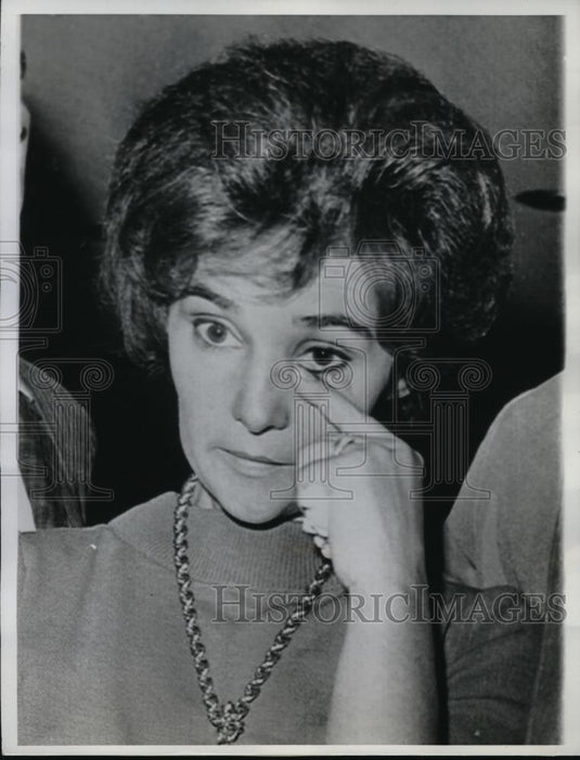 1962 Press Photo Sherri Finkins abort her baby deformed by the drug Thalidomide. - Historic Images