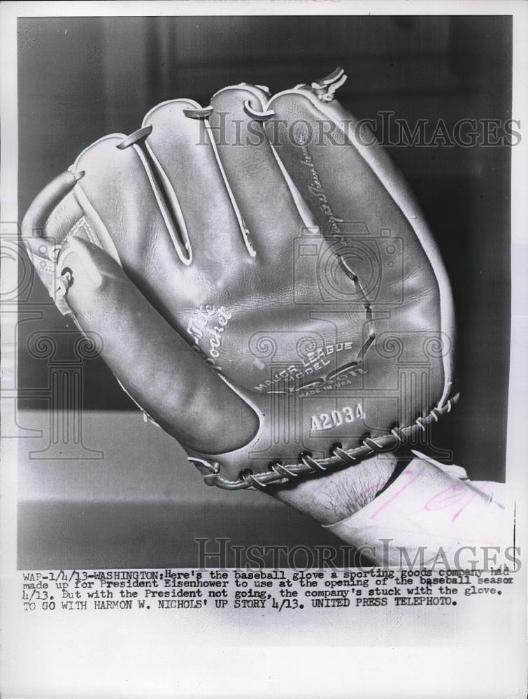 1913 Press Photo Baseball glove made for Pres. Eisenhower for baseball opening - Historic Images