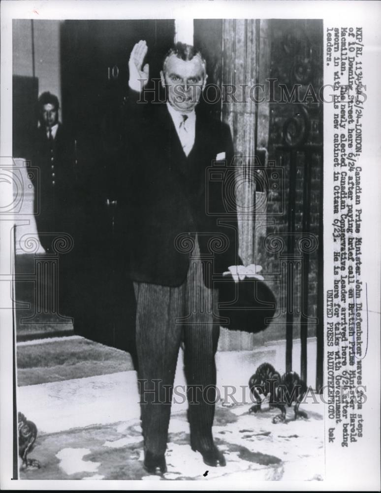 1957 Press Photo Canadian Prime Minister John Diefenbaker in London - Historic Images