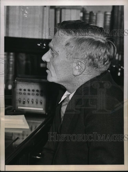 1937 Press Photo S.E.C. new chairman William Orville Douglas - Historic Images