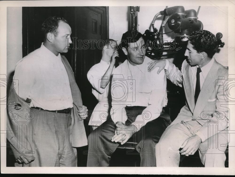 1951 Press Photo Allie Reynolds Joe Page Phil Rizzuto New York Yankees MLB - Historic Images