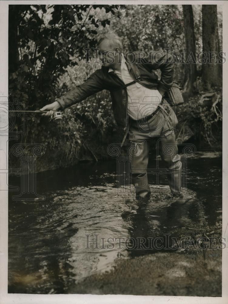 1936 Press Photo Rep Presidential candidate Gov. Alfred Landon, fishing in Colo. - Historic Images