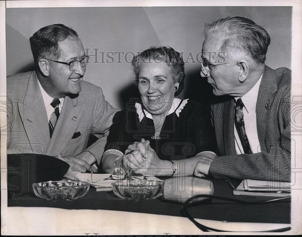 1956 Press Photo Rep. John McCormack,Clinton Anderson &amp; Thelma Sharp In Chicago - Historic Images