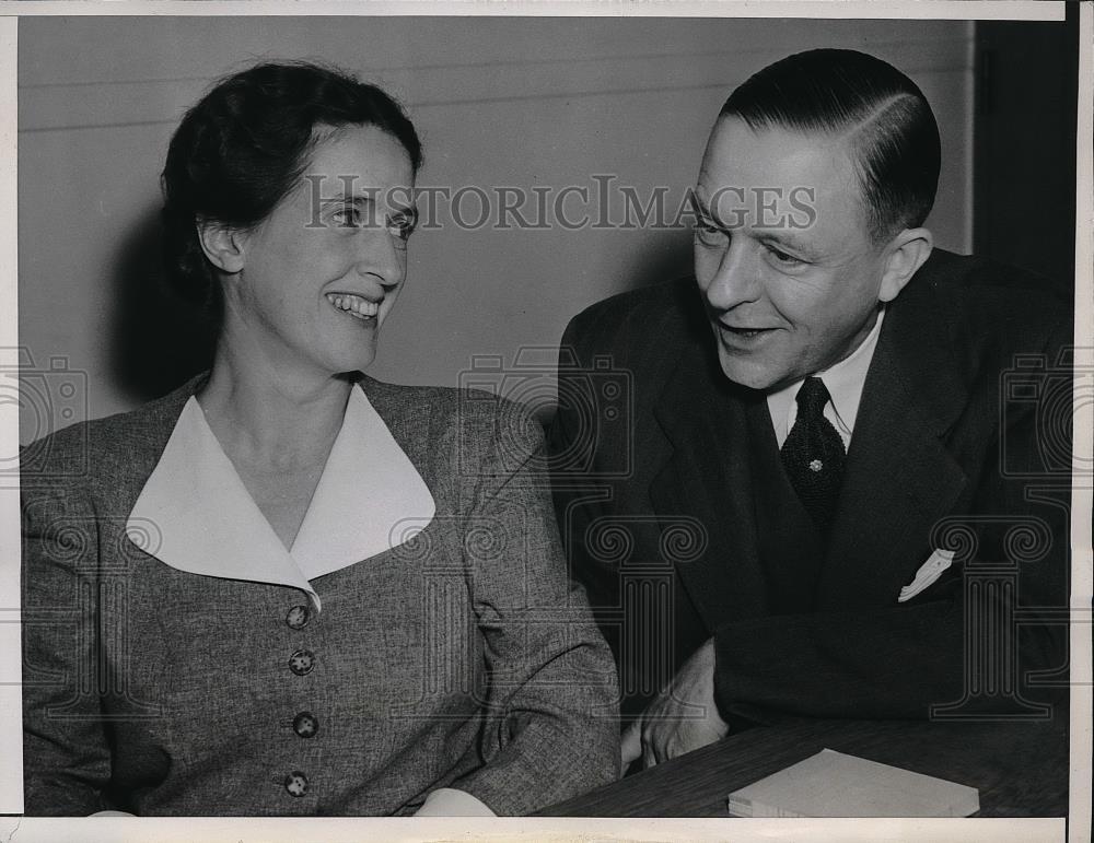 1944 Press Photo Mrs.Frances Andrews Socialite During Murder Trial In California - Historic Images