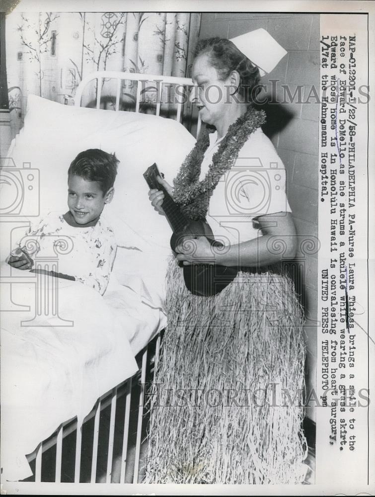 1958 Press Photo Nurse Laura thiess Edward DeMello Hahnemann Hospital Heart Surg - Historic Images