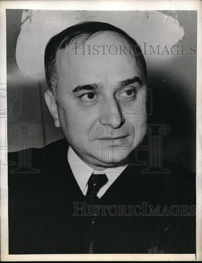 1943 Press Photo Magistrate Thomas Aurelio Cadidate For Justice Of Supreme Court - Historic Images