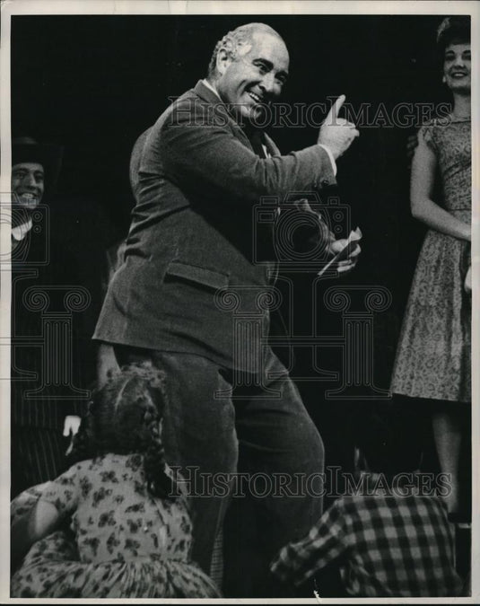 1960 Press Photo Norman Atkins stars in play "The Most Happy" - Historic Images