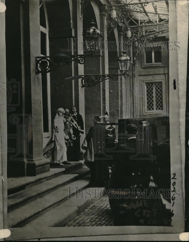 1923 Press Photo Princess Yolande weds Count Calvi Di Bergolo in Itakly - Historic Images