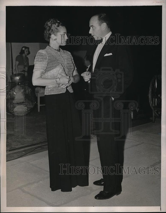 1939 Press Photo Count & Countess Ilya Tolstoy at Dinner for Marineland Studios - Historic Images