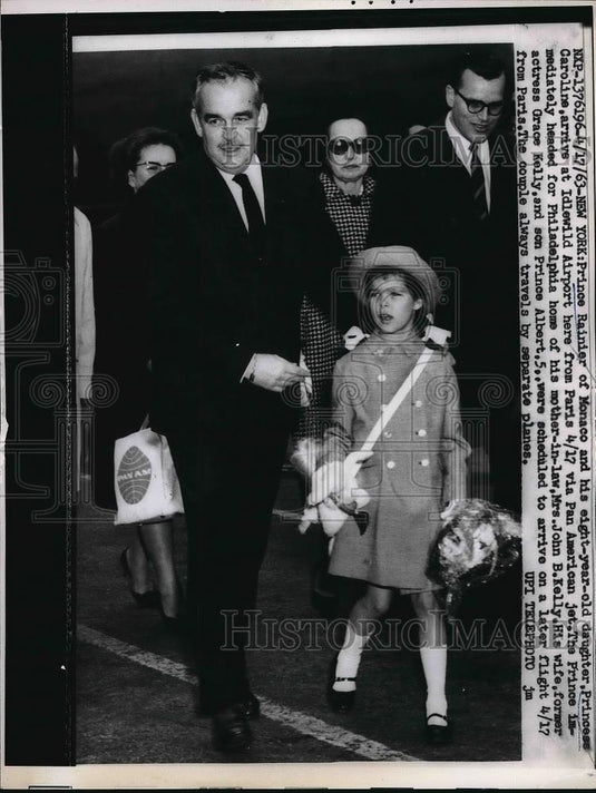 1963 Press Photo Prince Rainier of Monaco & Princess Caroline in New York - Historic Images