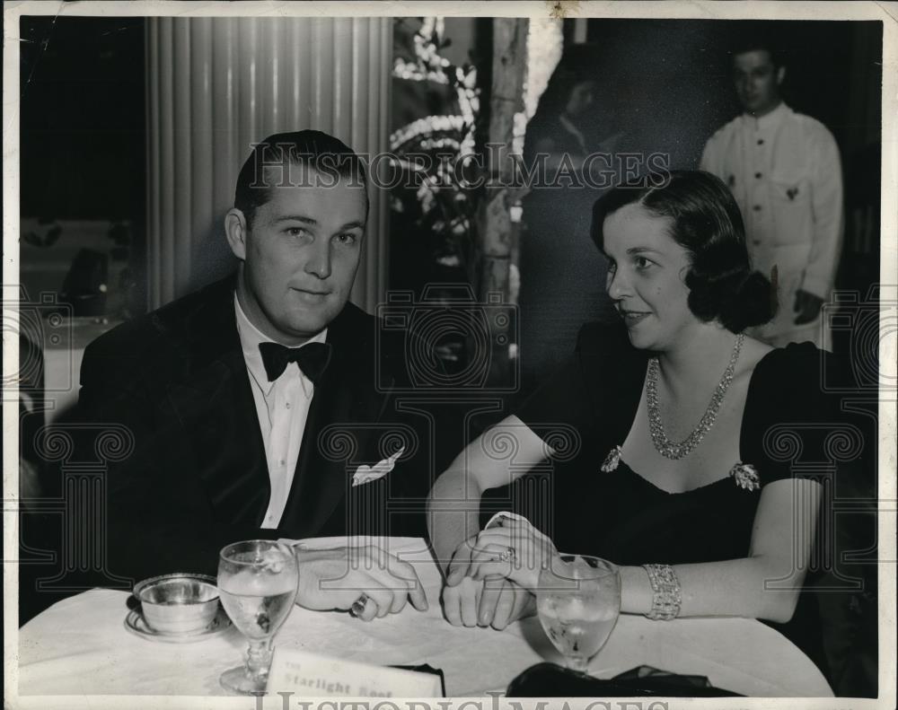 1939 Press Photo Mr &amp; Mrs Henry Topping - neb41935 - Historic Images