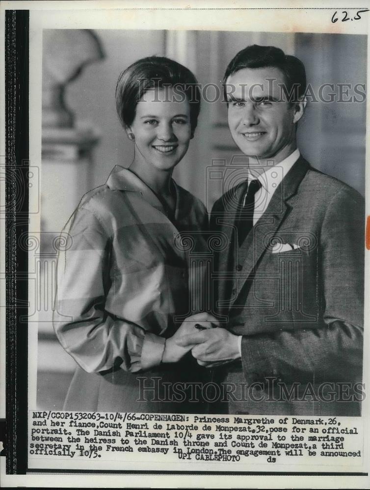 1966 Press Photo Princess Margrethe of Denmark &amp; fiance Count Henri de Laborde - Historic Images