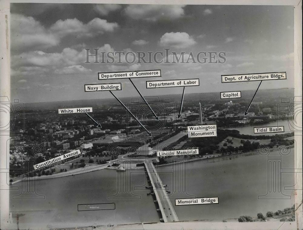 1935 Press Photo Goodyear Blimp &quot;Enterprise&quot; view of D.C. Capitol - Historic Images