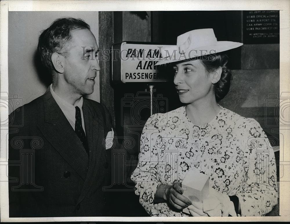 1943 Press Photo Miami, Fla, Venezuelan Pedro Aguerrevere &amp; wife Camela - Historic Images