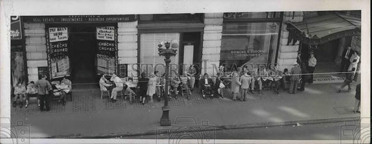 1945 Press Photo New Kind of Endurance Contest for Would-Be Home Builders - Historic Images