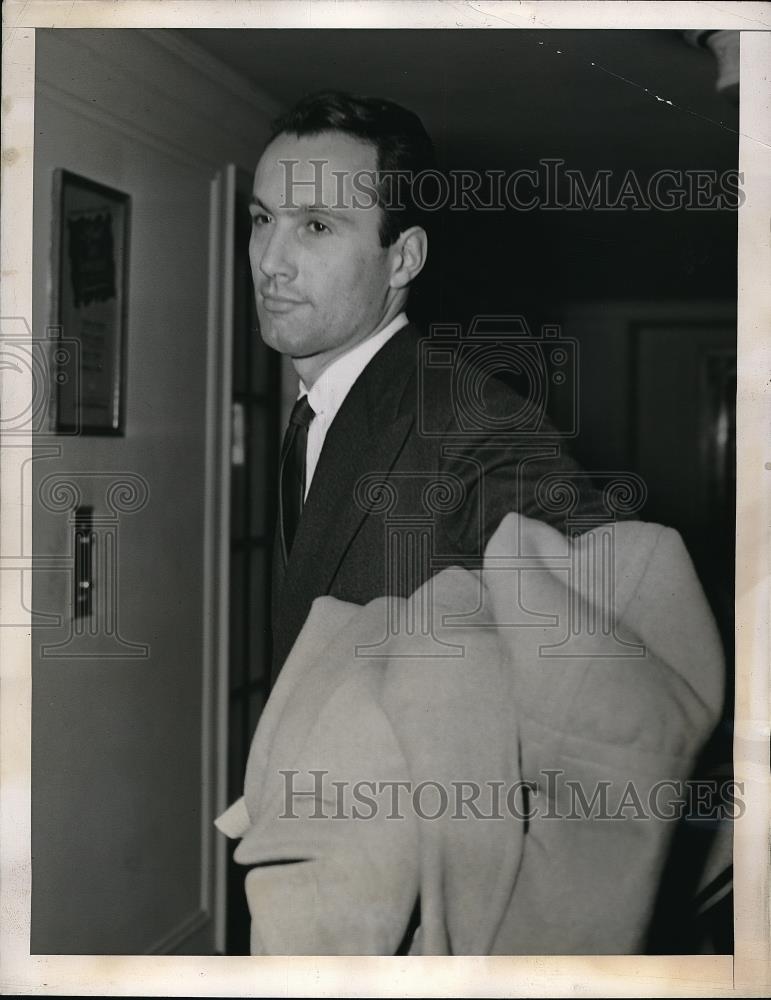 1943 Press Photo Nathan Alexander Asst. President Of Organization In New York - Historic Images