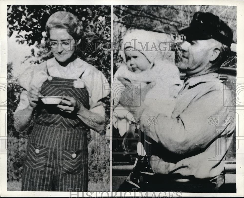 1941 Press Photo Litchfield, Neb. editor CM Anderson&amp; wife &amp; grandson - Historic Images