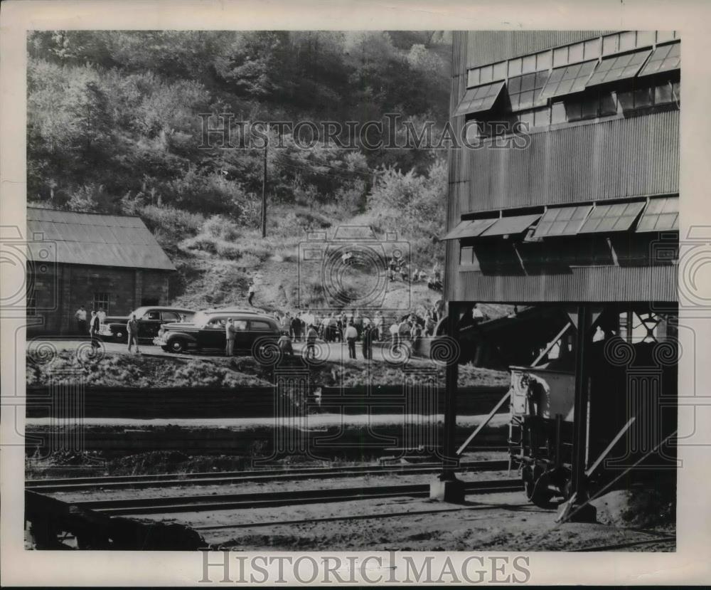 1950 Press Photo Morgantown, W. Va mine accident at Trotter Coal Co - neb46268 - Historic Images