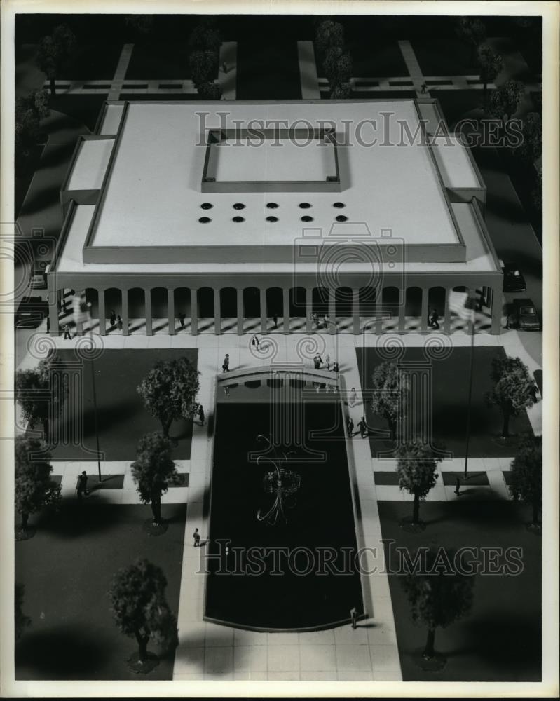 1968 Press Photo architect&#39;s model of new Visitor&#39;s Center in Nauvoo, IL - Historic Images