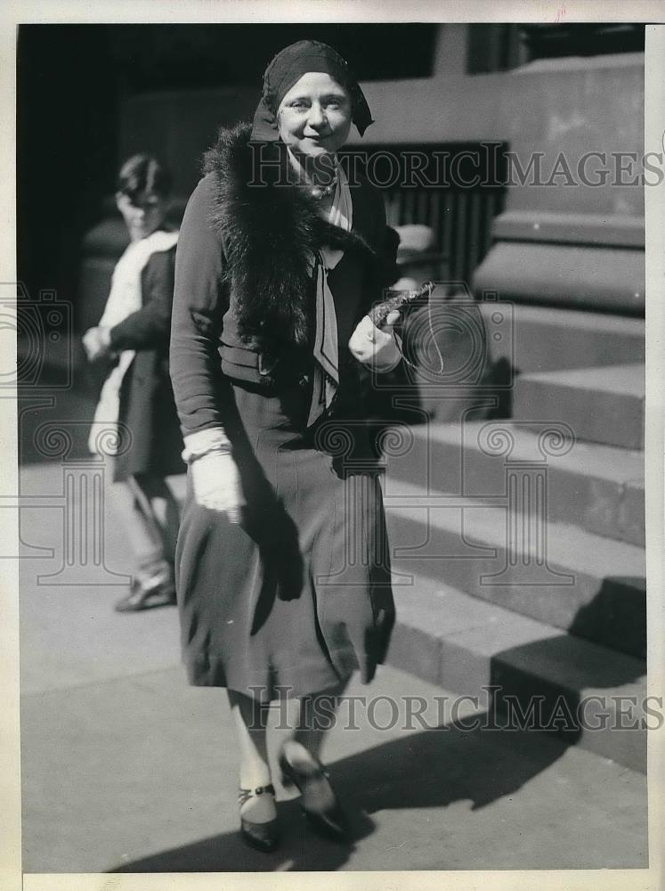 1930 Press Photo NYC, Mrs Regina Raggi, questioned in Judge&#39;s disappearance - Historic Images