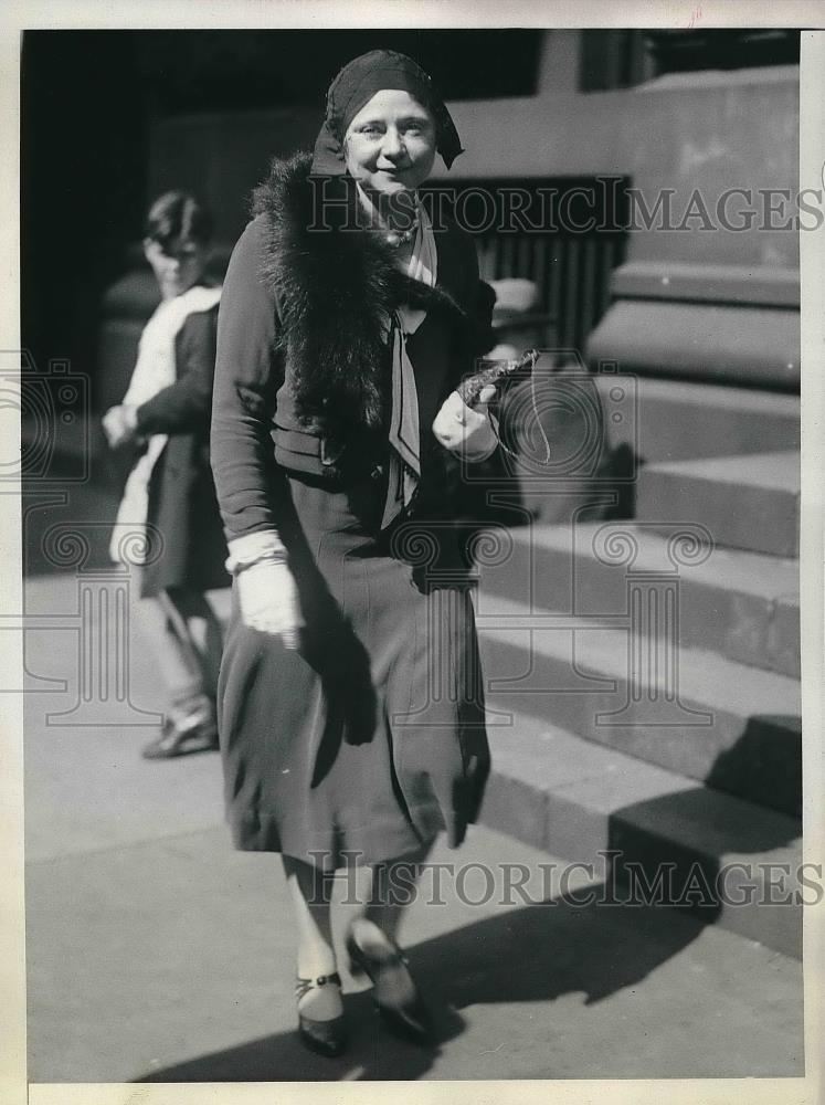 1930 Press Photo NYC, Mrs Regina Raggi, questioned in Judge's disappearance - Historic Images