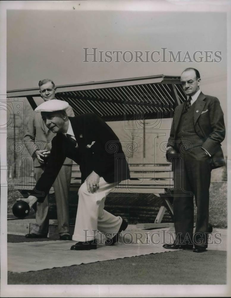 1937 Press Photo Robert Gray, Richmond Adam, D.C. Lindsay, Lawn Bowling - Historic Images