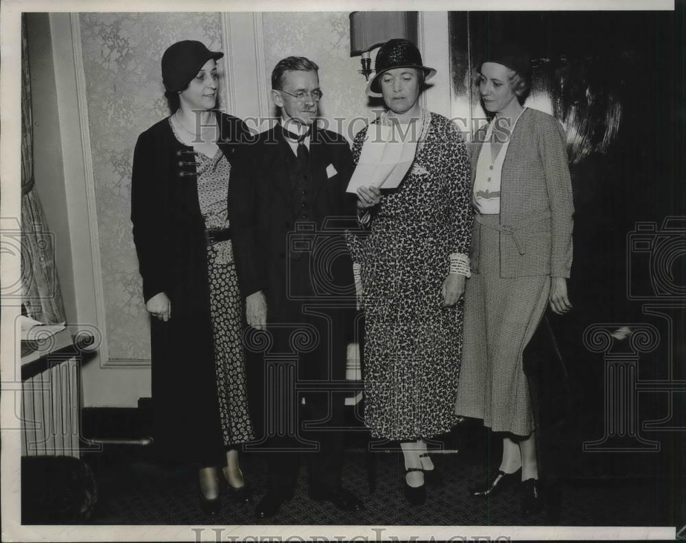 1932 Press Photo Missouri Delegates, Mrs. Wyeth, Dr. Clements, Mrs. Burlingham - Historic Images