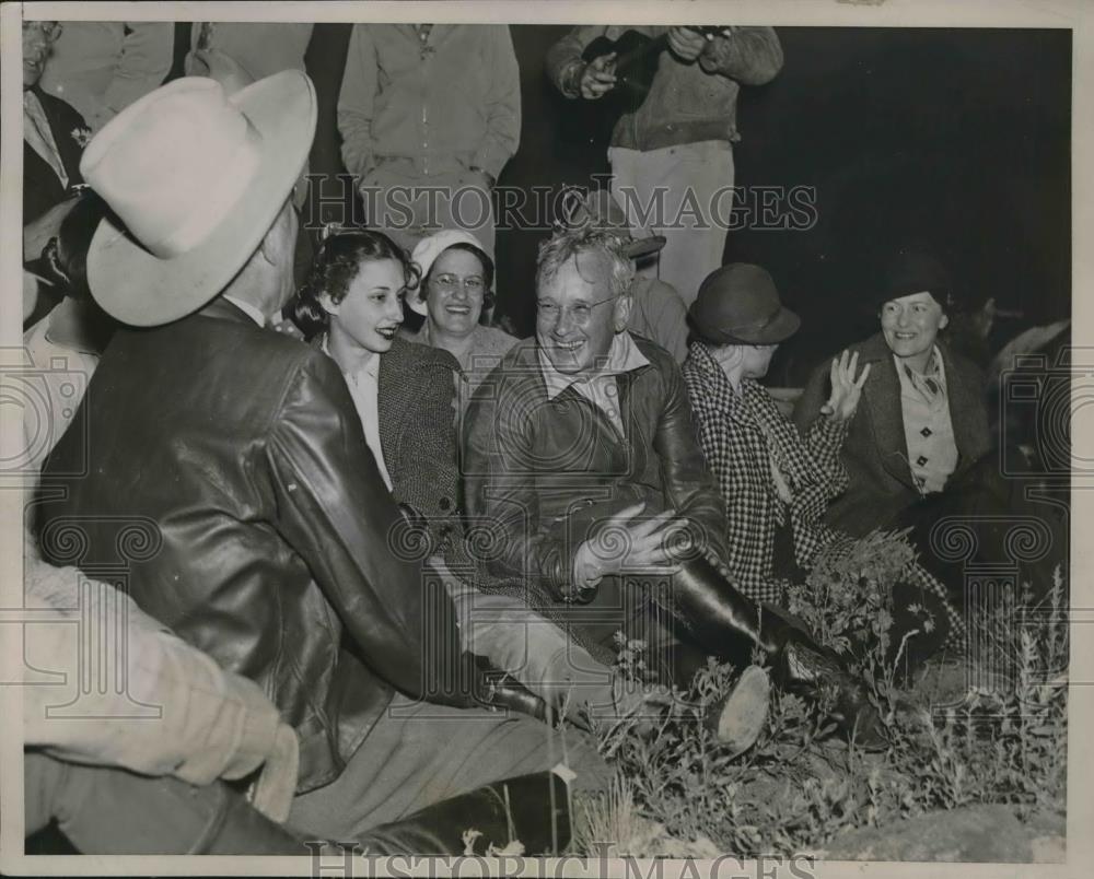 1936 Press Photo Governor Alfred M. Landon, Roe Eryl, Peggy Ann Landon - Historic Images