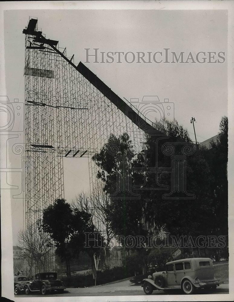 1939 Press Photo Steel Pipes Used in Building Dream Ski Jump in L.A. Coliseum - Historic Images