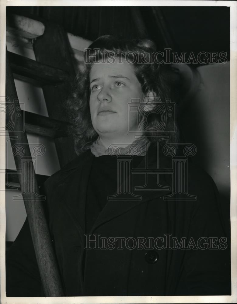 1941 Press Photo Gurry Arno,daughter of Arni of Iceland&#39;s parliament in NYC - Historic Images