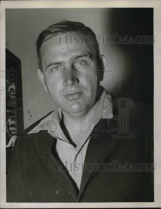 1936 Press Photo Pierce Toney, weaver at Scotsdale Mills, Atlanta, Ga - Historic Images