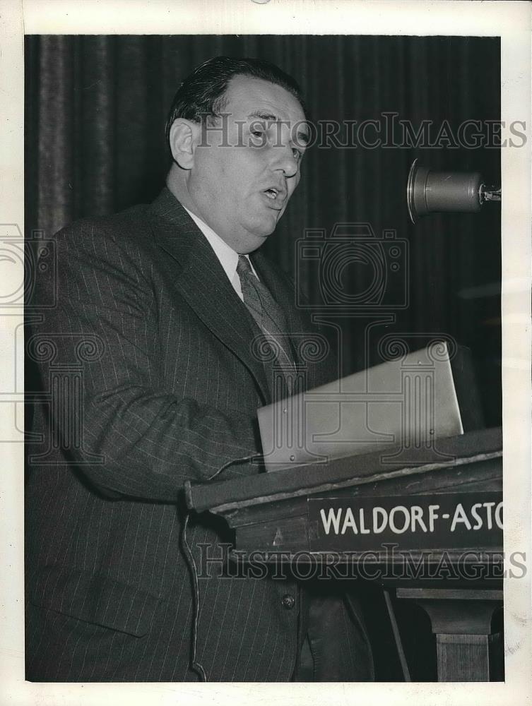 1941 Press Photo Leon Henderson Administrator of Price Control Talks To Congress - Historic Images