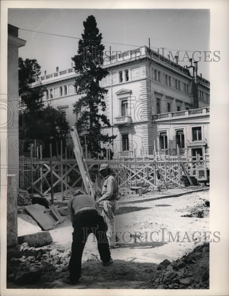 1964 Press Photo addition built to royal palace in Athens, Greece - Historic Images