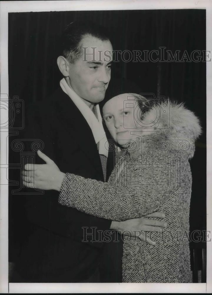 1938 Press Photo Irving Gilbert and his first wife Mildred reconcile in L.A. - Historic Images