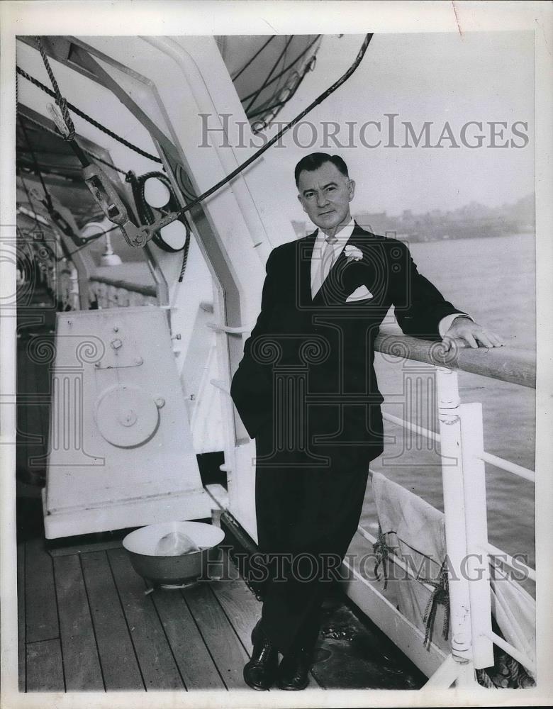 1957 Press Photo Bill Harris Cruise Scout For The American Express - neb08938 - Historic Images