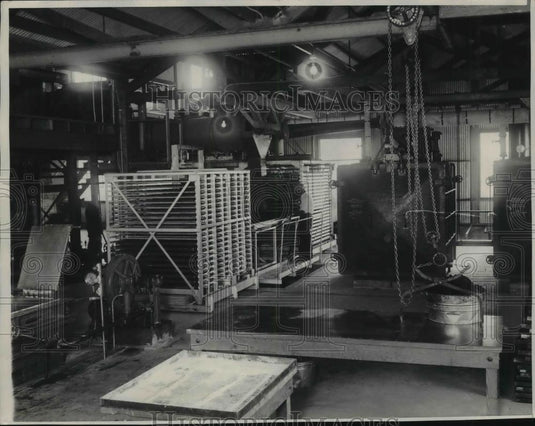 1931 Press Photo View inside American Rubber Products Plant - Historic Images
