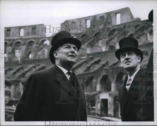 1957 Press Photo Brit Foreign sec Selwyn lloyd & Sir Ashley Clarke in Rome - Historic Images