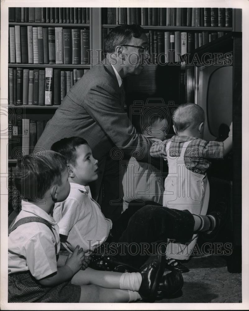 1956 Press Photo John A. Greene &amp; grandsons John,Marshall, Billy, Douglas - Historic Images