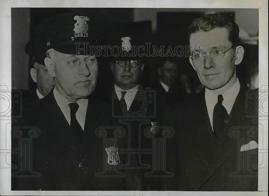 1934 Press Photo Joseph "Red" O'Riordan, Convicted of Kidnapping Taken to Jail - Historic Images