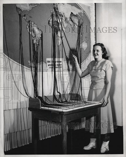 1949 Press Photo Erika Schmidt of Oklahoma Baptist University missions - Historic Images