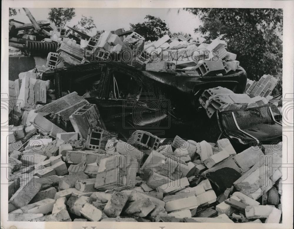 1939 Press Photo Tornado damage to the city of Anoka, Minn. - Historic Images