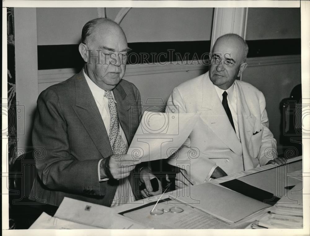 1938 Press Photo Thomas F. Henry &amp; Charles M. Hayes of American Automobile Assoc - Historic Images